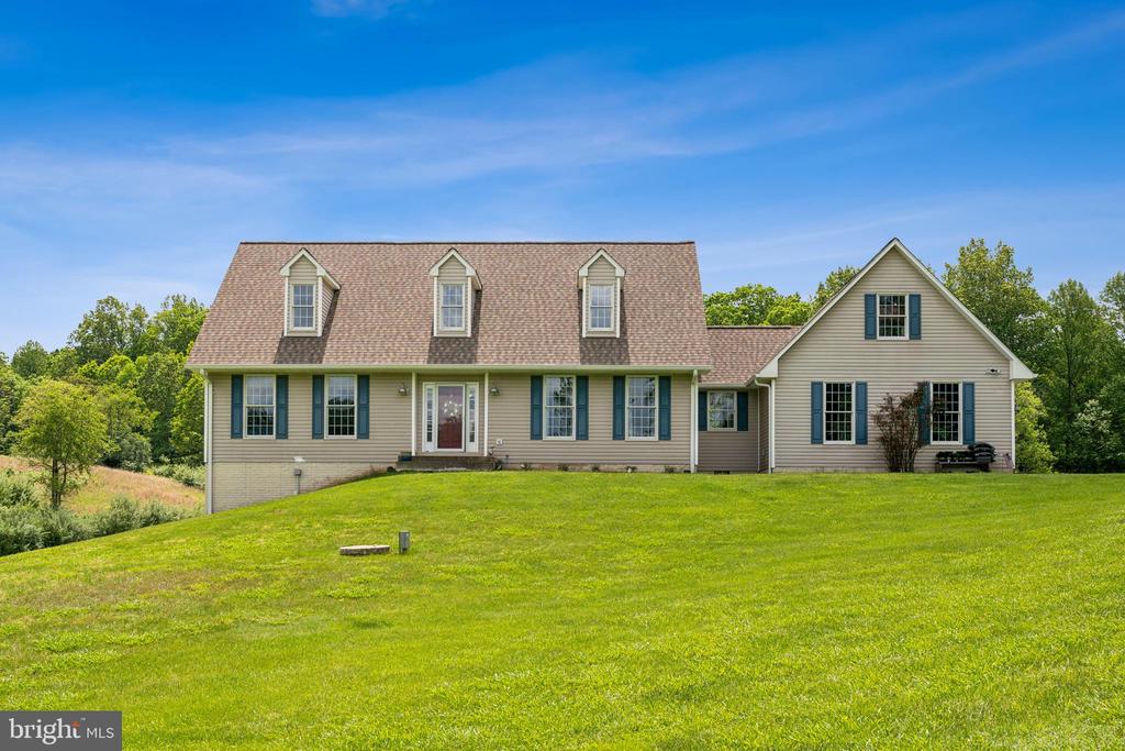 5415 CARPER FARM LN, HUME, Virginia, 3 Bedrooms Bedrooms, ,2 BathroomsBathrooms,Residential,5415 CARPER FARM LN,VAFQ2016470 MLS # VAFQ2016470