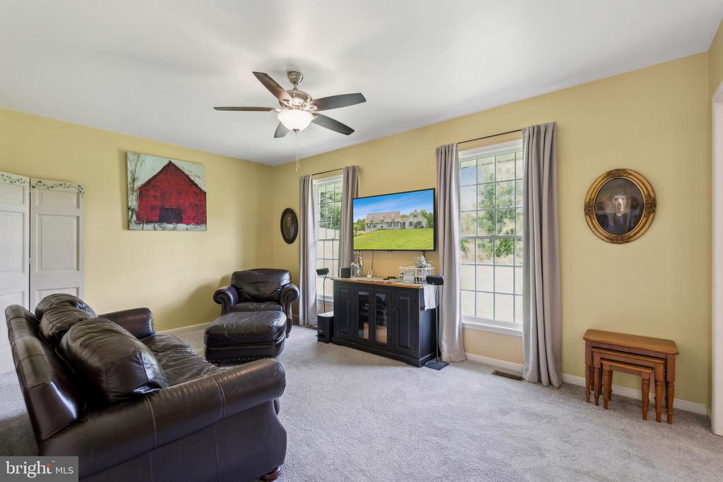 5415 CARPER FARM LN, HUME, Virginia, 3 Bedrooms Bedrooms, ,2 BathroomsBathrooms,Residential,5415 CARPER FARM LN,VAFQ2016470 MLS # VAFQ2016470
