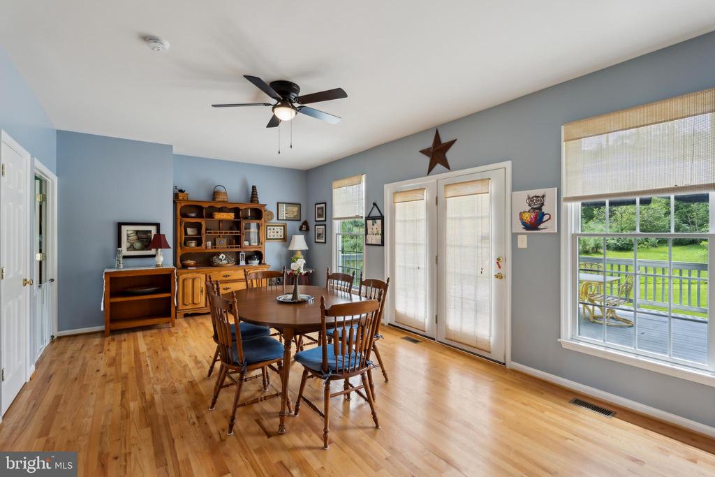 5415 CARPER FARM LN, HUME, Virginia, 3 Bedrooms Bedrooms, ,2 BathroomsBathrooms,Residential,5415 CARPER FARM LN,VAFQ2016470 MLS # VAFQ2016470