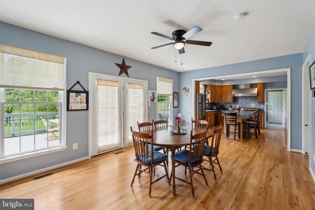 5415 CARPER FARM LN, HUME, Virginia, 3 Bedrooms Bedrooms, ,2 BathroomsBathrooms,Residential,5415 CARPER FARM LN,VAFQ2016470 MLS # VAFQ2016470
