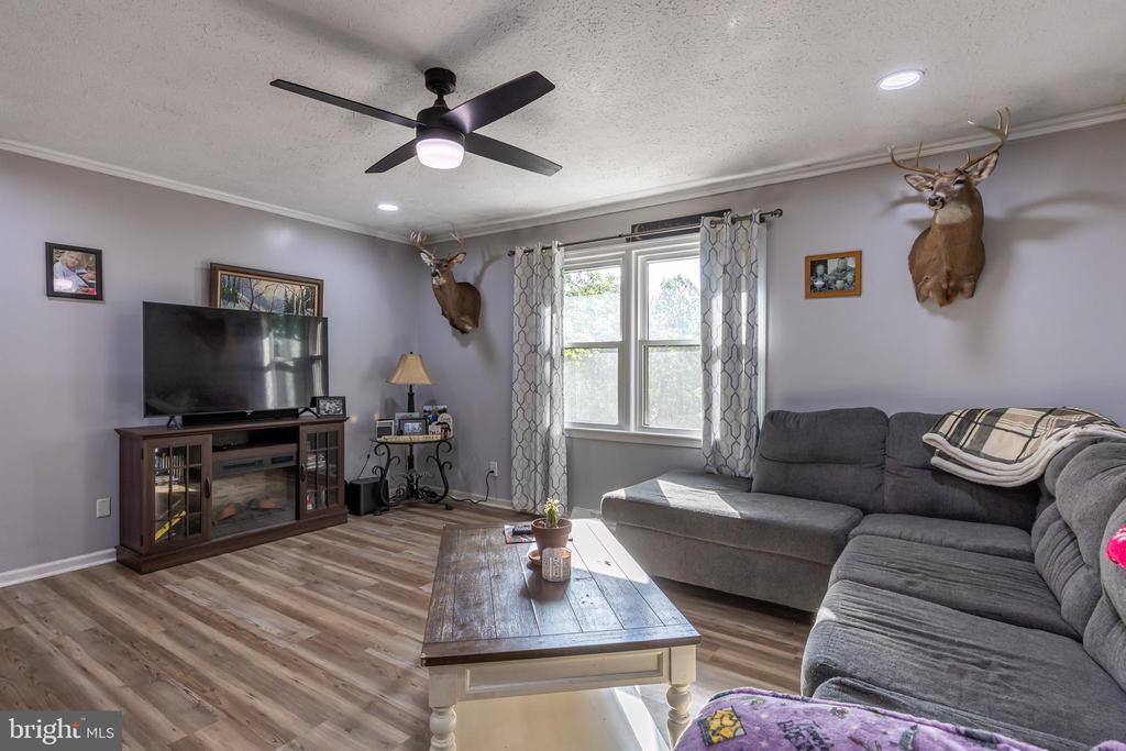 571 CC RD, HOOD, Virginia 22723, 3 Bedrooms Bedrooms, ,2 BathroomsBathrooms,Residential,571 CC RD,VAMA2002222 MLS # VAMA2002222