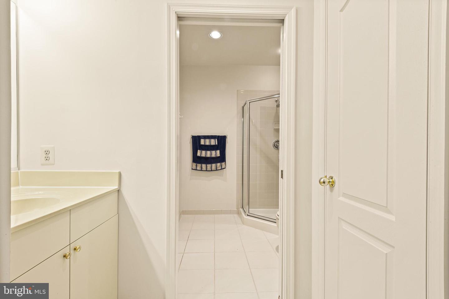 8305 JUDY WITT LN, VIENNA, Virginia 22182, 4 Bedrooms Bedrooms, ,5 BathroomsBathrooms,Residential,For sale,8305 JUDY WITT LN,VAFX2235690 MLS # VAFX2235690
