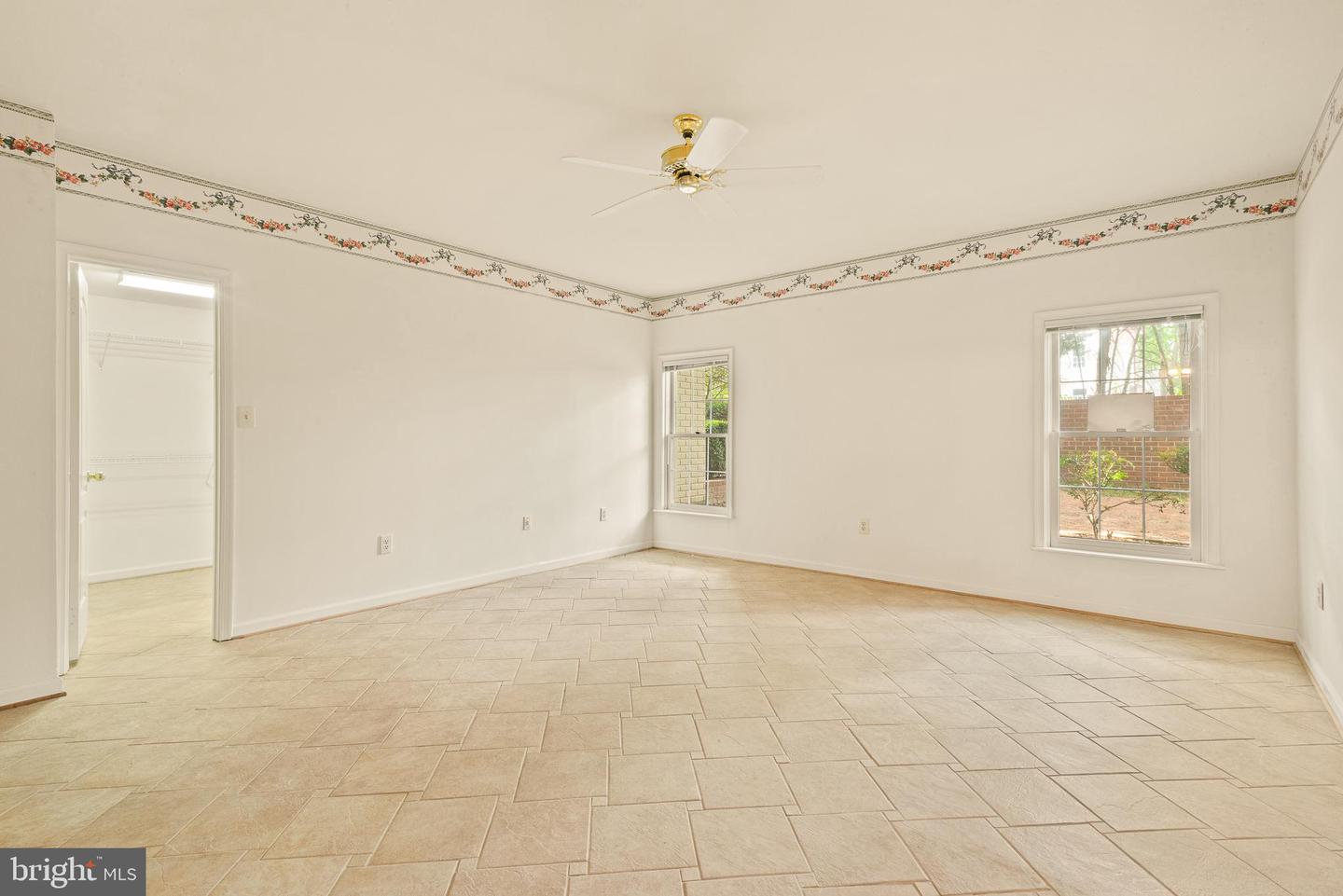 8305 JUDY WITT LN, VIENNA, Virginia 22182, 4 Bedrooms Bedrooms, ,5 BathroomsBathrooms,Residential,For sale,8305 JUDY WITT LN,VAFX2235690 MLS # VAFX2235690