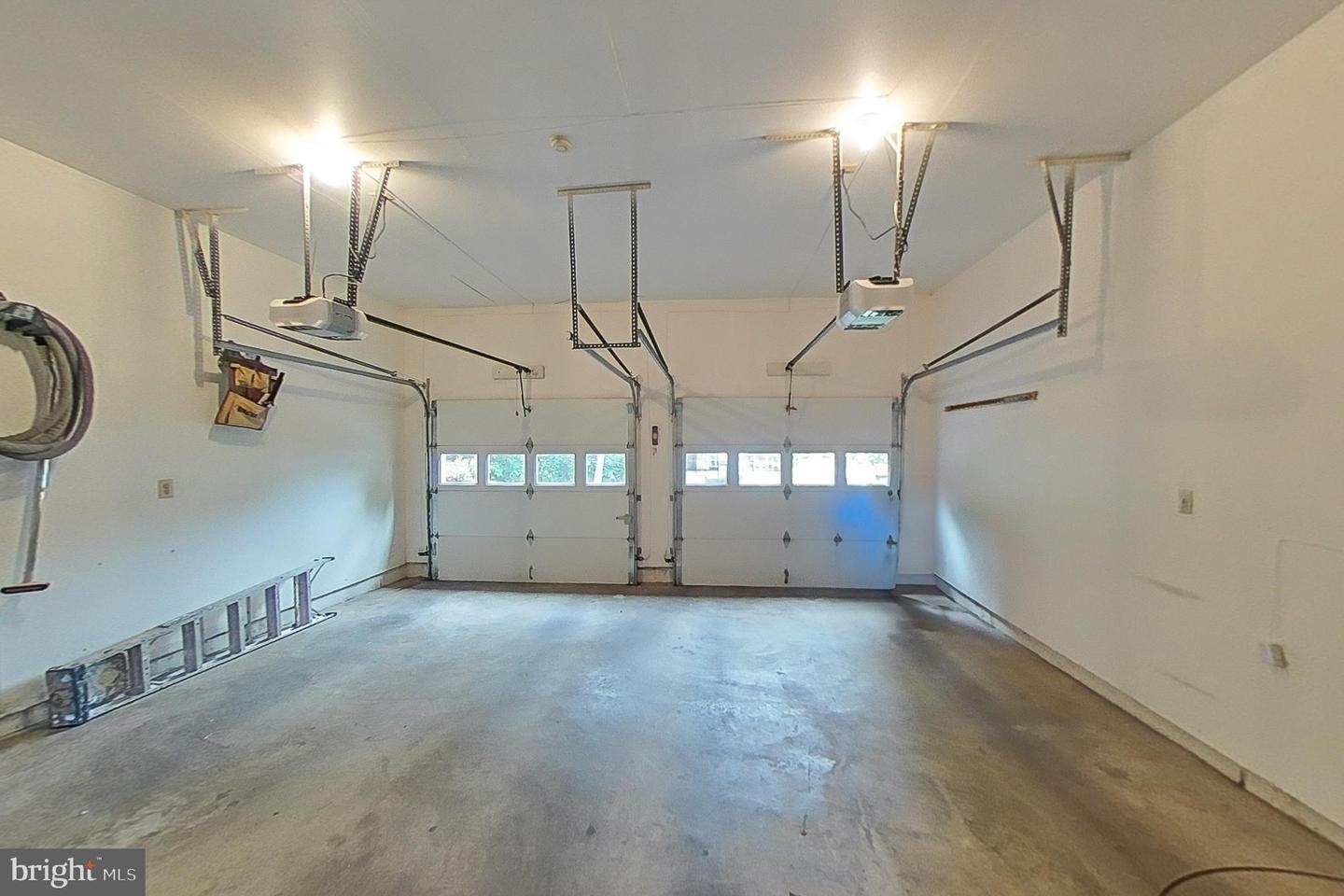 8305 JUDY WITT LN, VIENNA, Virginia 22182, 4 Bedrooms Bedrooms, ,5 BathroomsBathrooms,Residential,For sale,8305 JUDY WITT LN,VAFX2235690 MLS # VAFX2235690