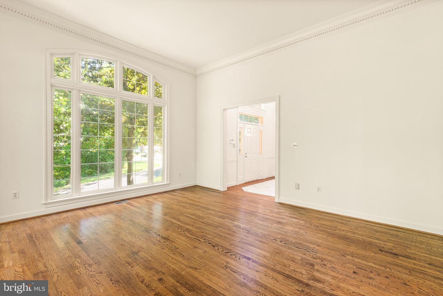8305 JUDY WITT LN, VIENNA, Virginia 22182, 4 Bedrooms Bedrooms, ,5 BathroomsBathrooms,Residential,For sale,8305 JUDY WITT LN,VAFX2235690 MLS # VAFX2235690