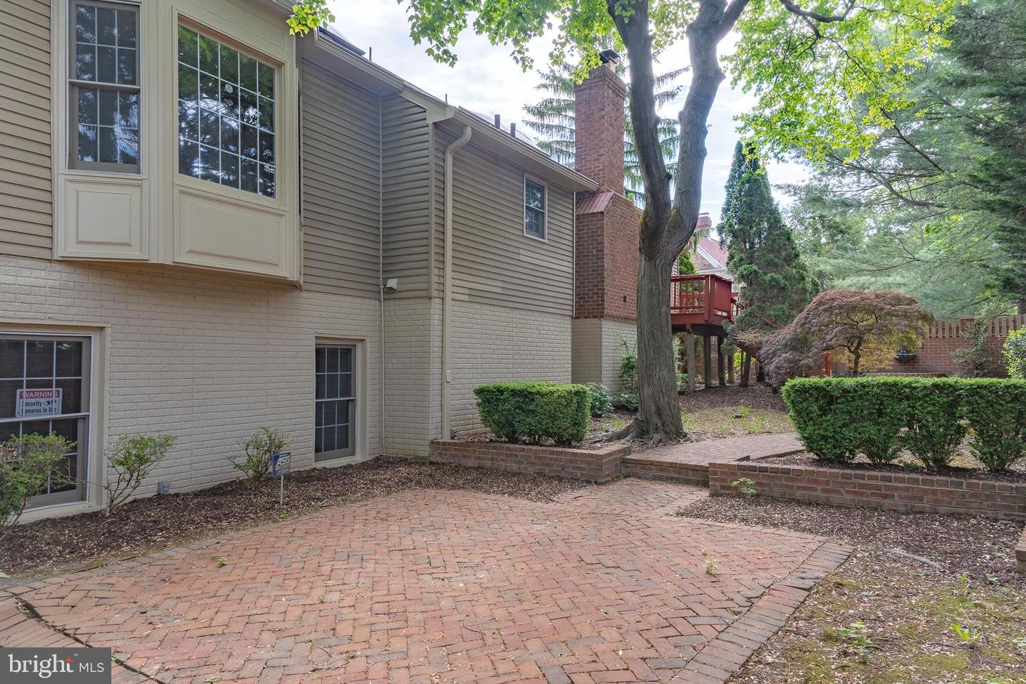 8305 JUDY WITT LN, VIENNA, Virginia 22182, 4 Bedrooms Bedrooms, ,5 BathroomsBathrooms,Residential,For sale,8305 JUDY WITT LN,VAFX2235690 MLS # VAFX2235690
