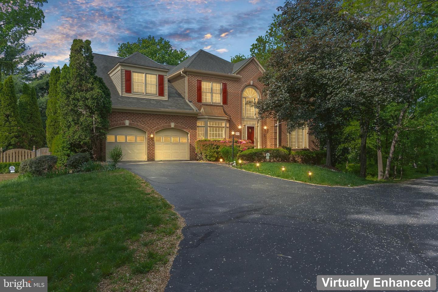 8305 JUDY WITT LN, VIENNA, Virginia 22182, 4 Bedrooms Bedrooms, ,5 BathroomsBathrooms,Residential,For sale,8305 JUDY WITT LN,VAFX2235690 MLS # VAFX2235690