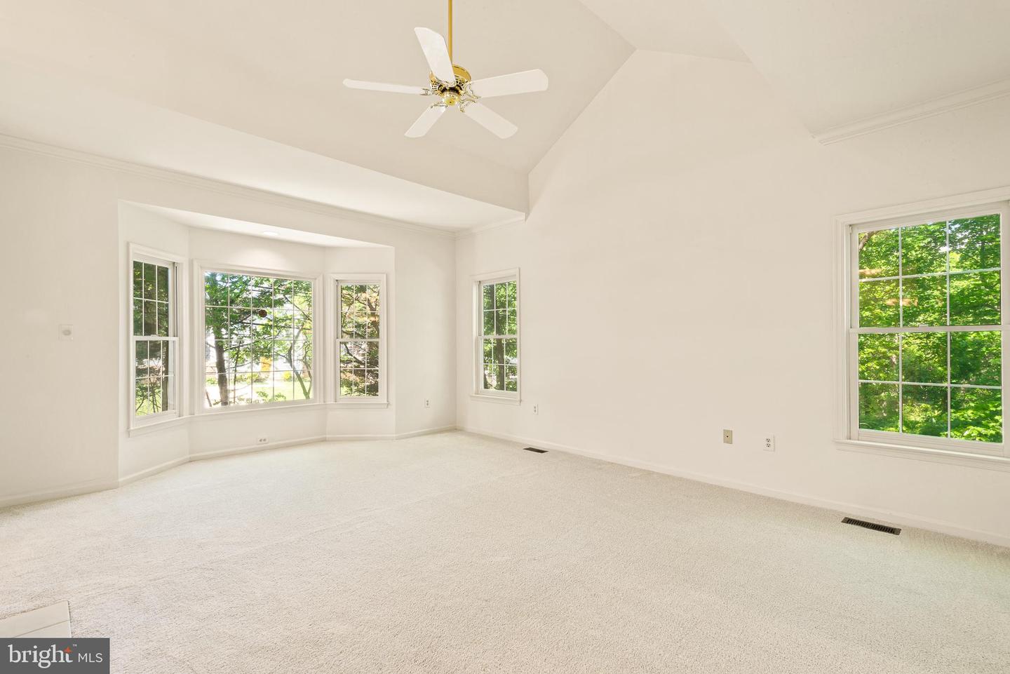 8305 JUDY WITT LN, VIENNA, Virginia 22182, 4 Bedrooms Bedrooms, ,5 BathroomsBathrooms,Residential,For sale,8305 JUDY WITT LN,VAFX2235690 MLS # VAFX2235690