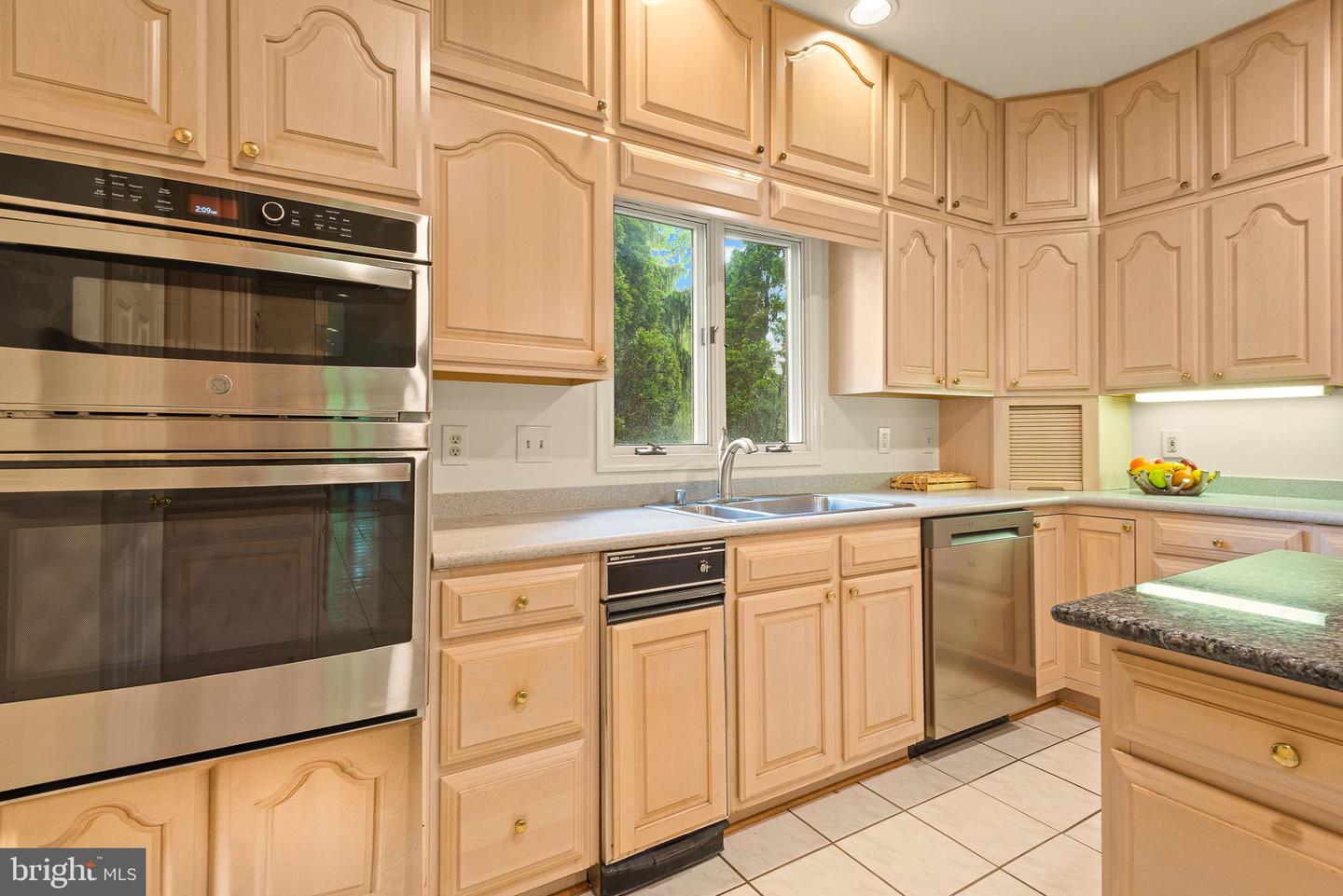 8305 JUDY WITT LN, VIENNA, Virginia 22182, 4 Bedrooms Bedrooms, ,5 BathroomsBathrooms,Residential,For sale,8305 JUDY WITT LN,VAFX2235690 MLS # VAFX2235690