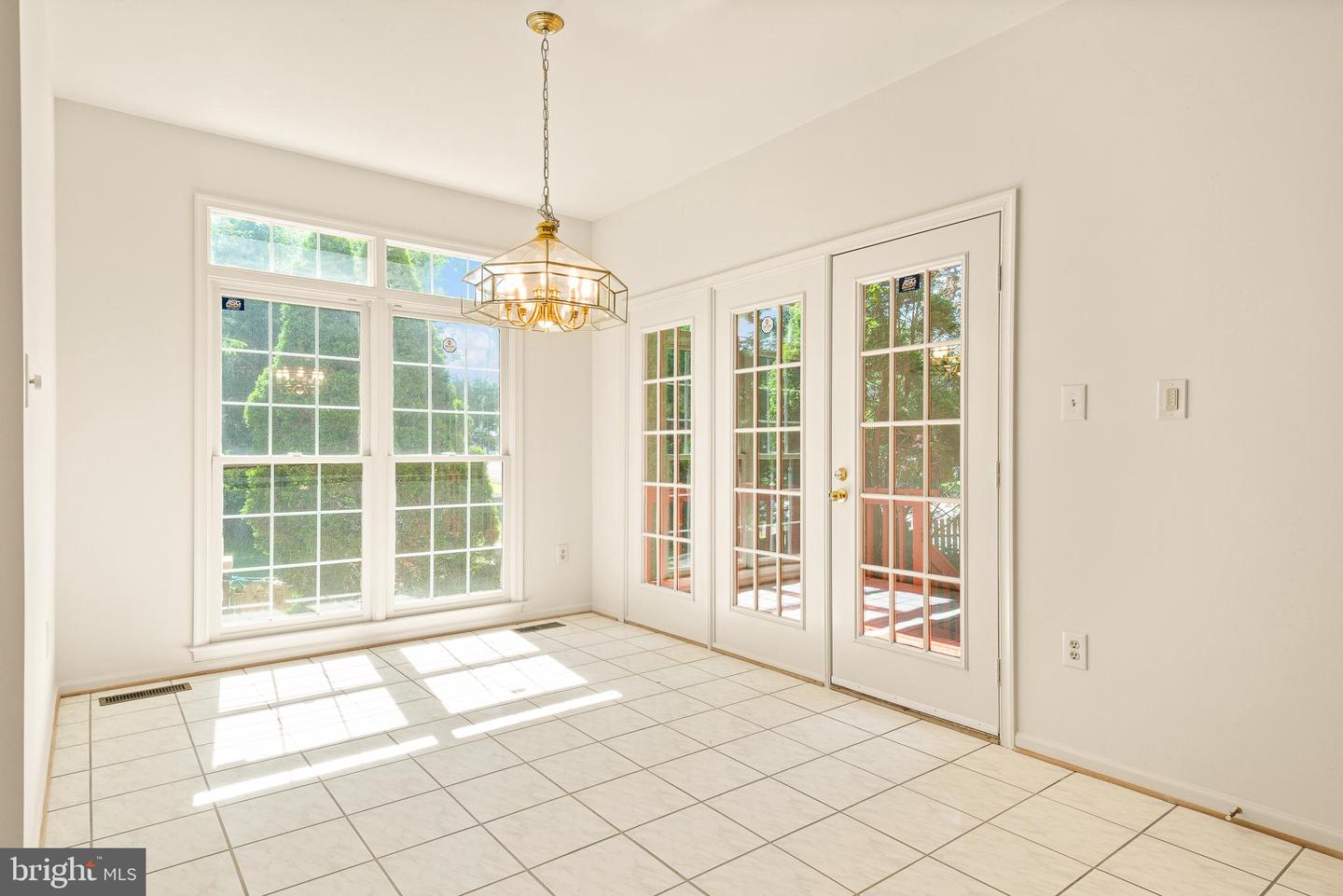 8305 JUDY WITT LN, VIENNA, Virginia 22182, 4 Bedrooms Bedrooms, ,5 BathroomsBathrooms,Residential,For sale,8305 JUDY WITT LN,VAFX2235690 MLS # VAFX2235690