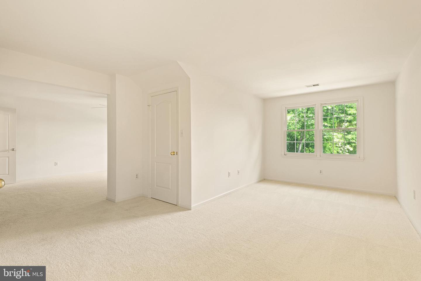 8305 JUDY WITT LN, VIENNA, Virginia 22182, 4 Bedrooms Bedrooms, ,5 BathroomsBathrooms,Residential,For sale,8305 JUDY WITT LN,VAFX2235690 MLS # VAFX2235690