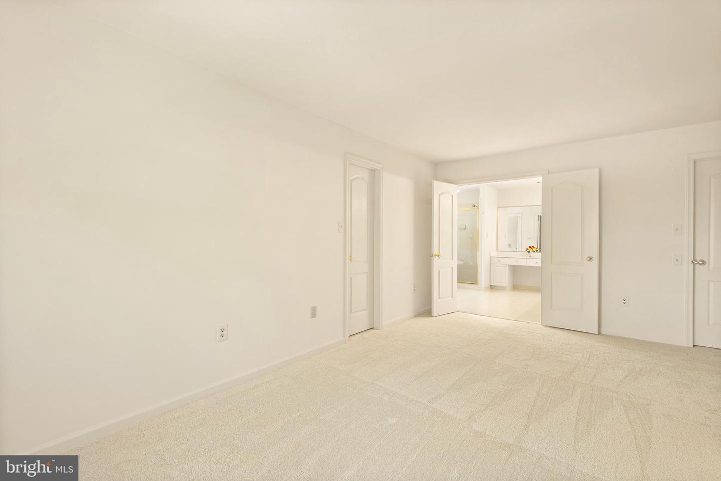 8305 JUDY WITT LN, VIENNA, Virginia 22182, 4 Bedrooms Bedrooms, ,5 BathroomsBathrooms,Residential,For sale,8305 JUDY WITT LN,VAFX2235690 MLS # VAFX2235690