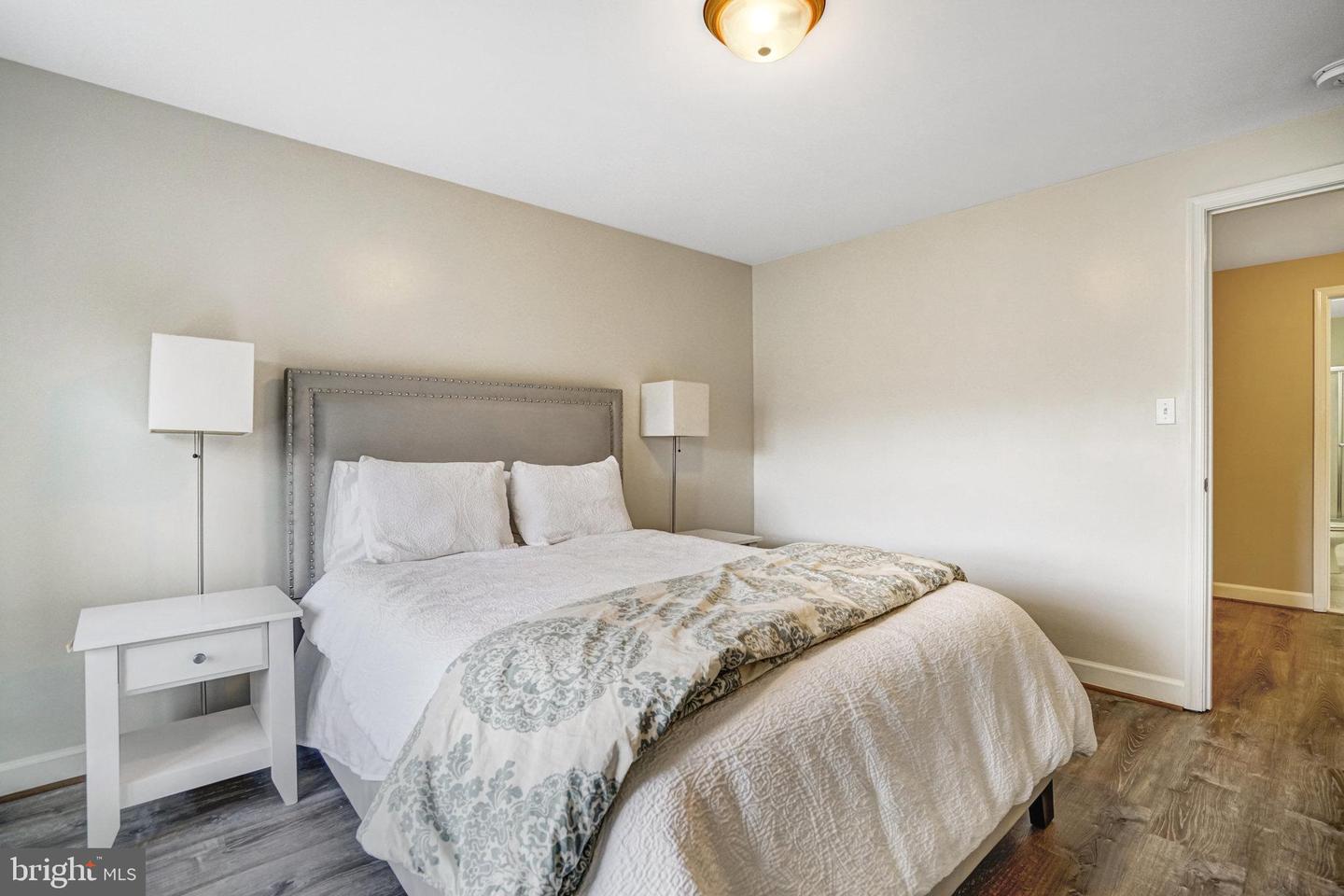 5712 GLENMULLEN PL, ALEXANDRIA, Virginia 22303, 5 Bedrooms Bedrooms, ,3 BathroomsBathrooms,Residential,For sale,5712 GLENMULLEN PL,VAFX2235740 MLS # VAFX2235740