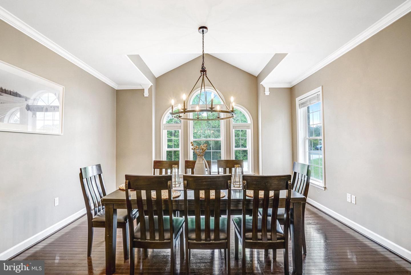 5712 GLENMULLEN PL, ALEXANDRIA, Virginia 22303, 5 Bedrooms Bedrooms, ,3 BathroomsBathrooms,Residential,For sale,5712 GLENMULLEN PL,VAFX2235740 MLS # VAFX2235740