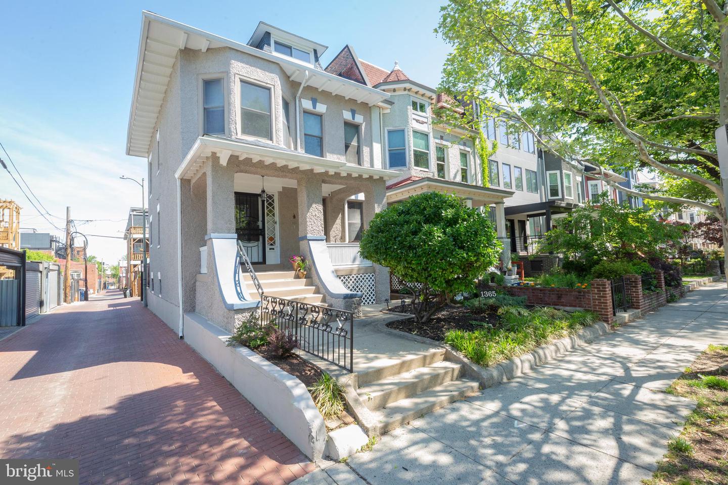 1365 OAK ST NW, WASHINGTON, District Of Columbia 20010, 4 Bedrooms Bedrooms, ,3 BathroomsBathrooms,Residential,For sale,1365 OAK ST NW,DCDC2196776 MLS # DCDC2196776