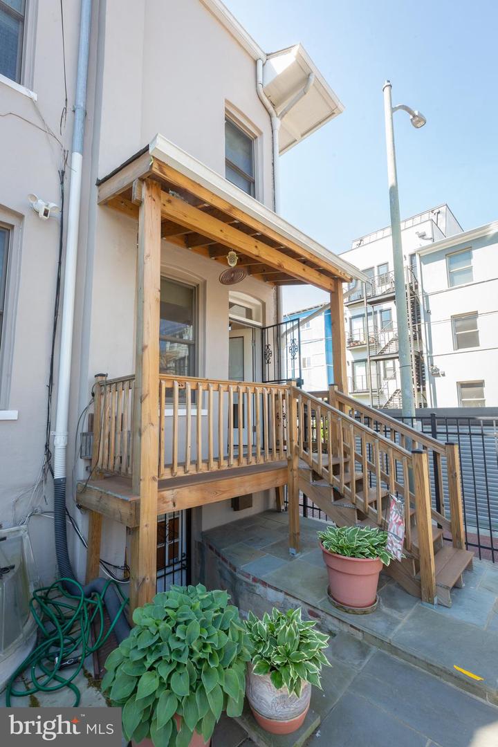 1365 OAK ST NW, WASHINGTON, District Of Columbia 20010, 4 Bedrooms Bedrooms, ,3 BathroomsBathrooms,Residential,For sale,1365 OAK ST NW,DCDC2196776 MLS # DCDC2196776