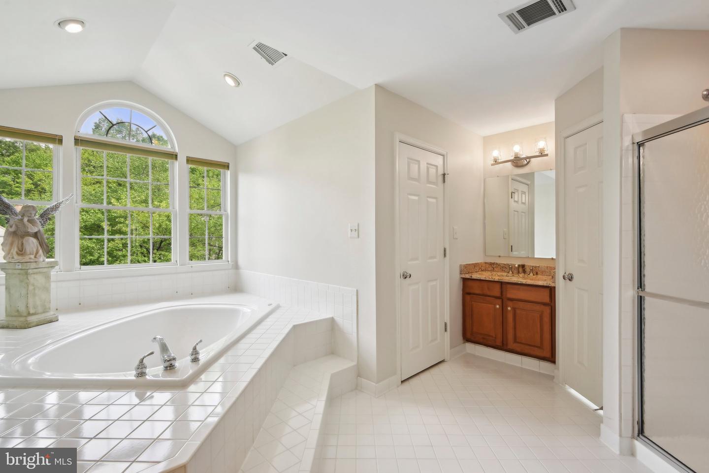 8130 CANCUN CT, GAINESVILLE, Virginia 20155, 5 Bedrooms Bedrooms, ,4 BathroomsBathrooms,Residential,For sale,8130 CANCUN CT,VAPW2092642 MLS # VAPW2092642