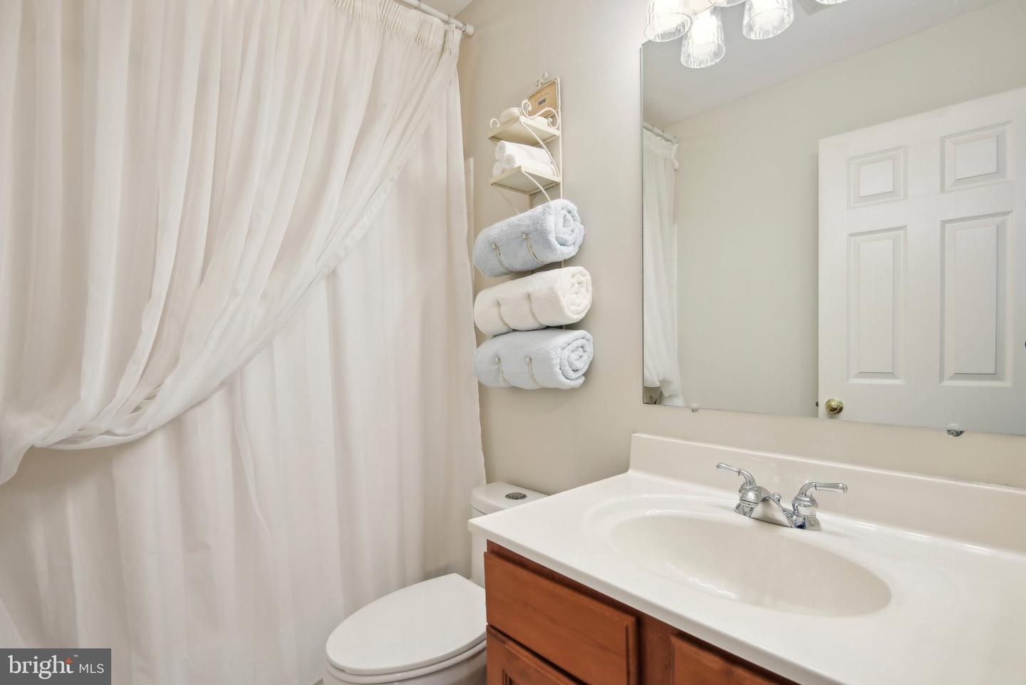 8130 CANCUN CT, GAINESVILLE, Virginia 20155, 5 Bedrooms Bedrooms, ,4 BathroomsBathrooms,Residential,For sale,8130 CANCUN CT,VAPW2092642 MLS # VAPW2092642
