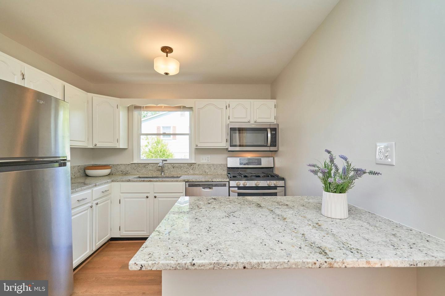 6519 HAYSTACK RD, ALEXANDRIA, Virginia 22310, 3 Bedrooms Bedrooms, ,2 BathroomsBathrooms,Residential,For sale,6519 HAYSTACK RD,VAFX2235958 MLS # VAFX2235958