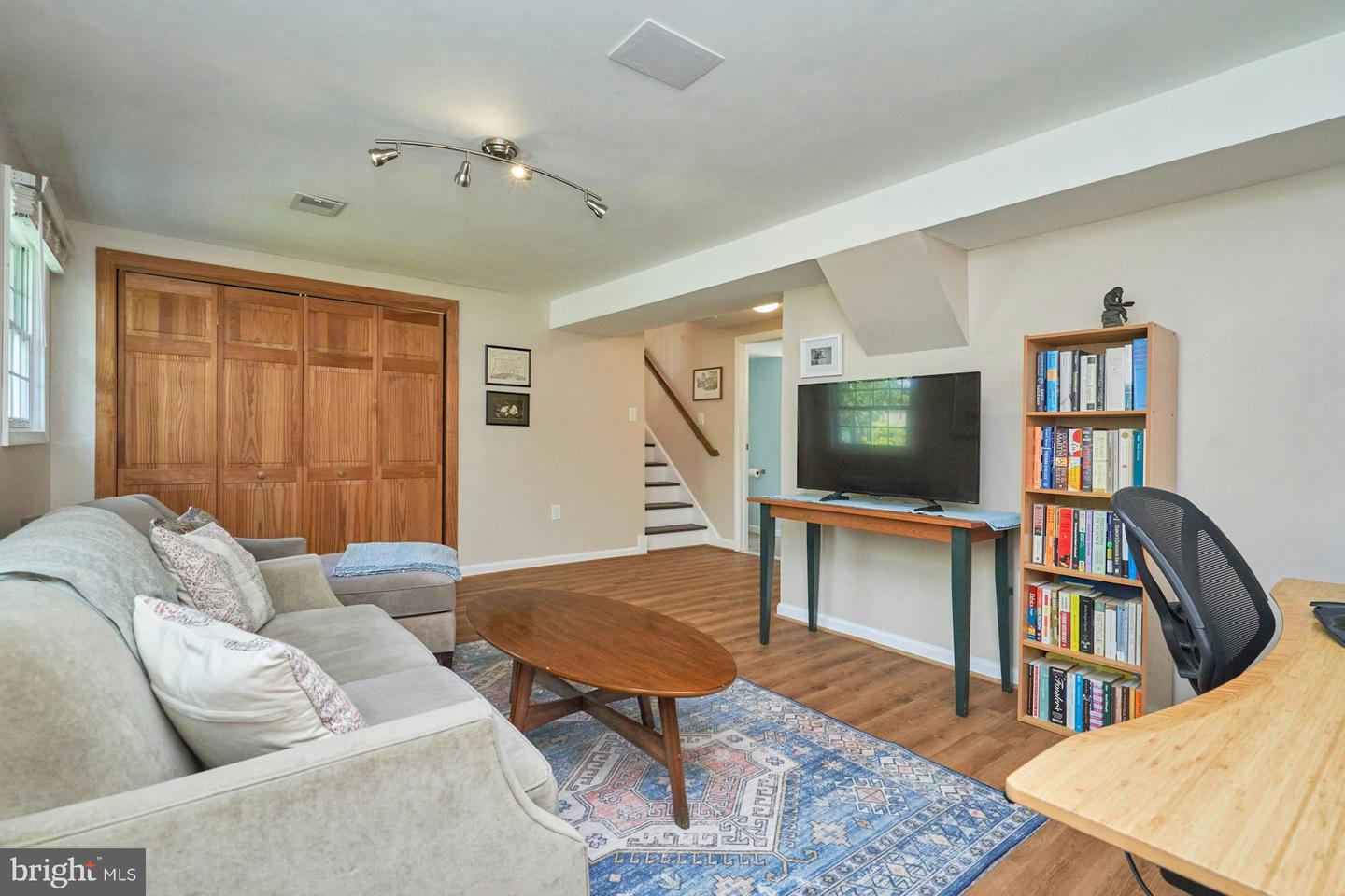 6519 HAYSTACK RD, ALEXANDRIA, Virginia 22310, 3 Bedrooms Bedrooms, ,2 BathroomsBathrooms,Residential,For sale,6519 HAYSTACK RD,VAFX2235958 MLS # VAFX2235958