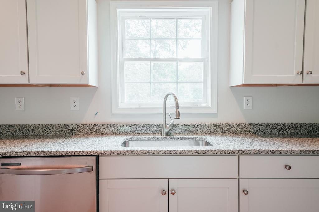 33 BARRINGTON DR, STANARDSVILLE, Virginia 22973, 3 Bedrooms Bedrooms, ,2 BathroomsBathrooms,Residential,33 BARRINGTON DR,VAGR2000716 MLS # VAGR2000716