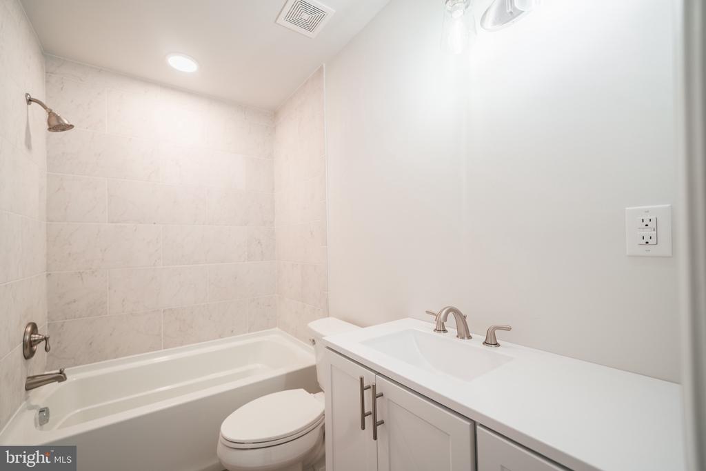 33 BARRINGTON DR, STANARDSVILLE, Virginia 22973, 3 Bedrooms Bedrooms, ,2 BathroomsBathrooms,Residential,33 BARRINGTON DR,VAGR2000716 MLS # VAGR2000716