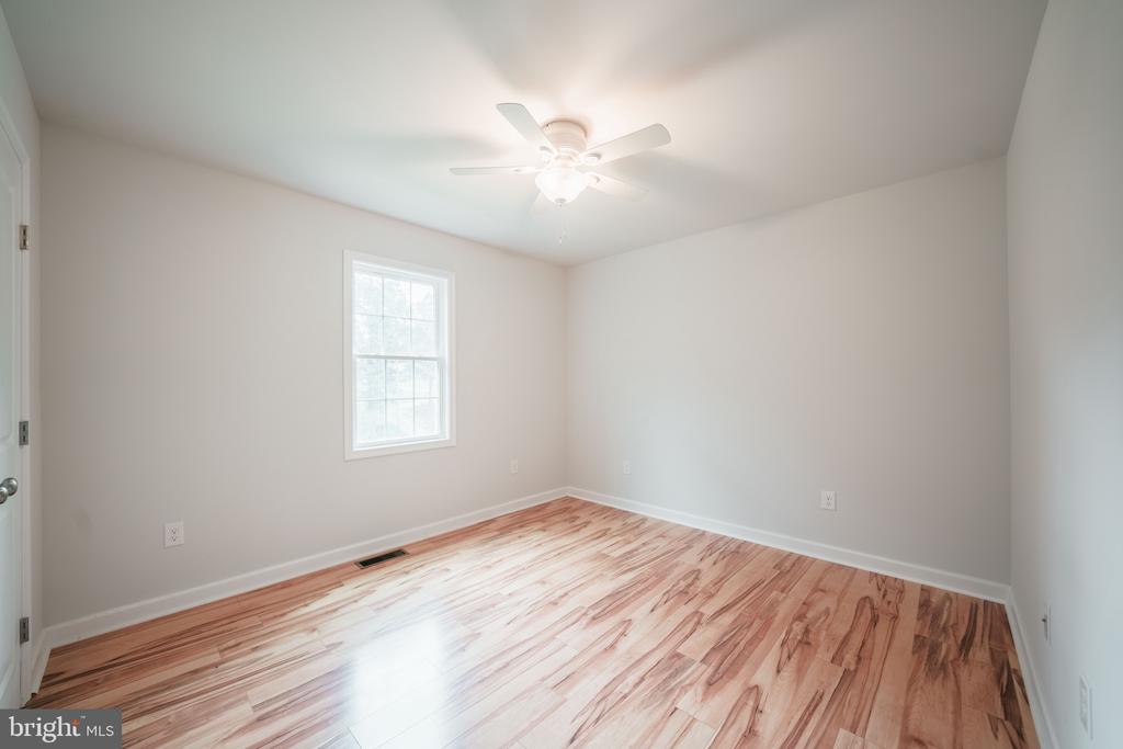 33 BARRINGTON DR, STANARDSVILLE, Virginia 22973, 3 Bedrooms Bedrooms, ,2 BathroomsBathrooms,Residential,33 BARRINGTON DR,VAGR2000716 MLS # VAGR2000716