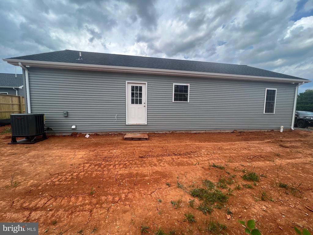 33 BARRINGTON DR, STANARDSVILLE, Virginia 22973, 3 Bedrooms Bedrooms, ,2 BathroomsBathrooms,Residential,33 BARRINGTON DR,VAGR2000716 MLS # VAGR2000716