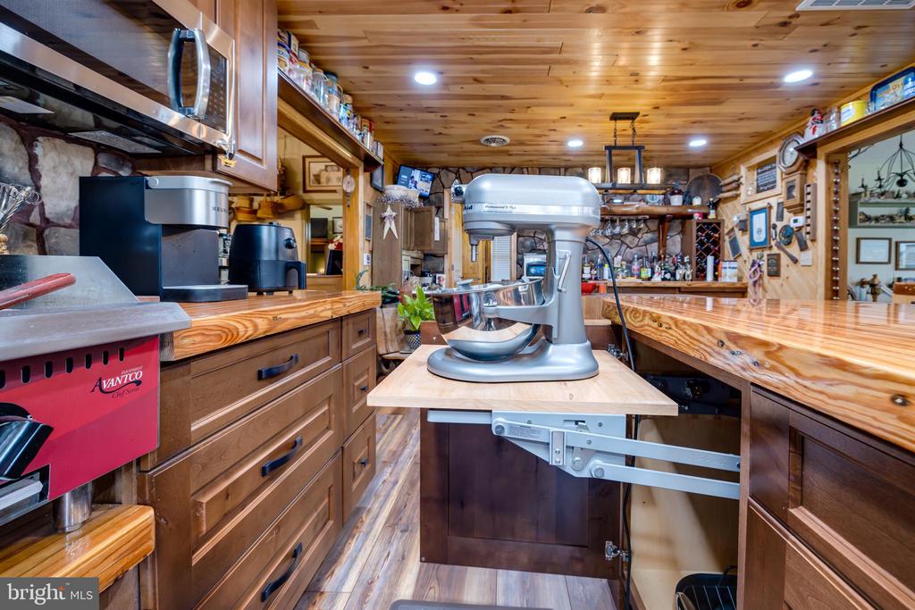 528 ELLIS DR, LURAY, Virginia 22835, 3 Bedrooms Bedrooms, ,3 BathroomsBathrooms,Residential,528 ELLIS DR,VAPA2004896 MLS # VAPA2004896
