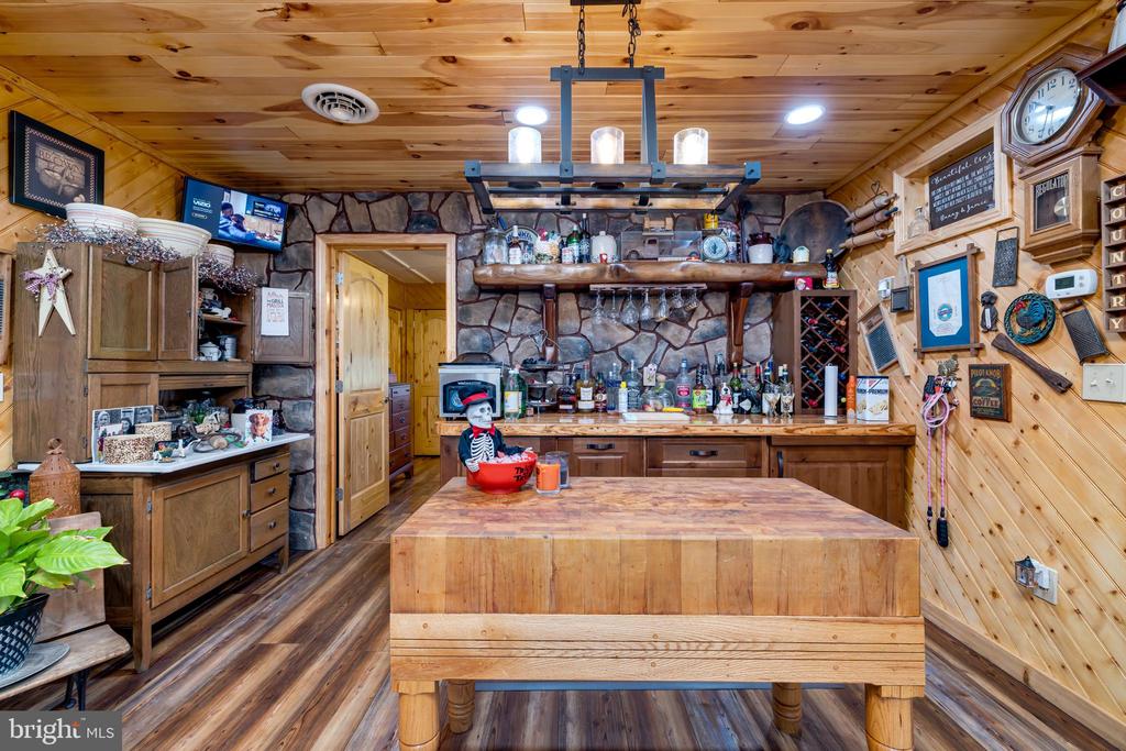 528 ELLIS DR, LURAY, Virginia 22835, 3 Bedrooms Bedrooms, ,3 BathroomsBathrooms,Residential,528 ELLIS DR,VAPA2004896 MLS # VAPA2004896