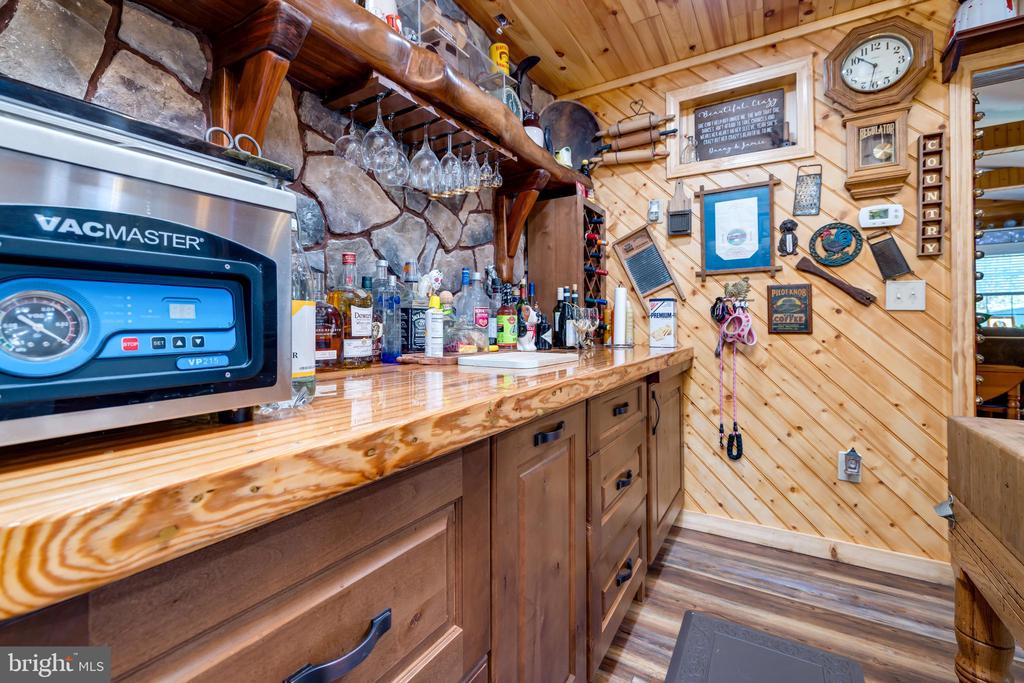 528 ELLIS DR, LURAY, Virginia 22835, 3 Bedrooms Bedrooms, ,3 BathroomsBathrooms,Residential,528 ELLIS DR,VAPA2004896 MLS # VAPA2004896
