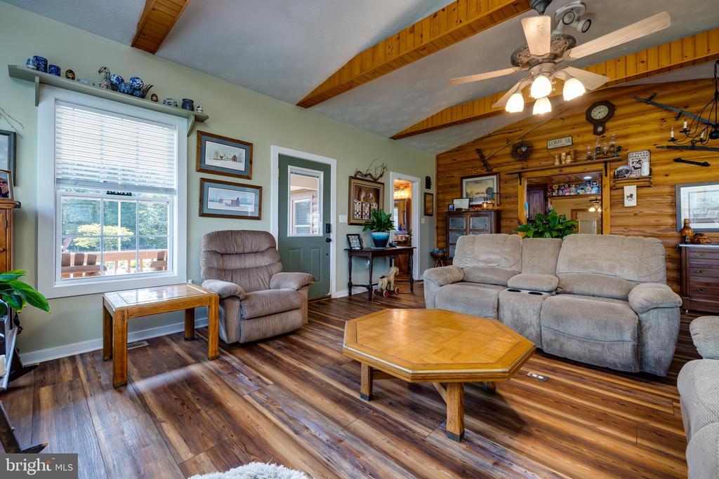 528 ELLIS DR, LURAY, Virginia 22835, 3 Bedrooms Bedrooms, ,3 BathroomsBathrooms,Residential,528 ELLIS DR,VAPA2004896 MLS # VAPA2004896