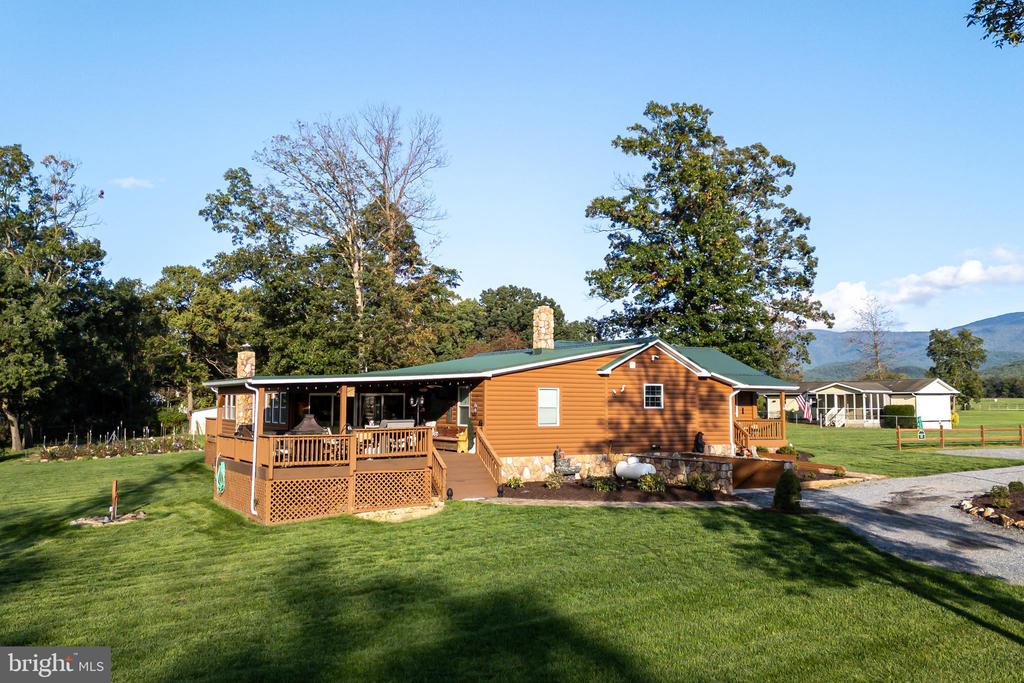 528 ELLIS DR, LURAY, Virginia 22835, 3 Bedrooms Bedrooms, ,3 BathroomsBathrooms,Residential,528 ELLIS DR,VAPA2004896 MLS # VAPA2004896