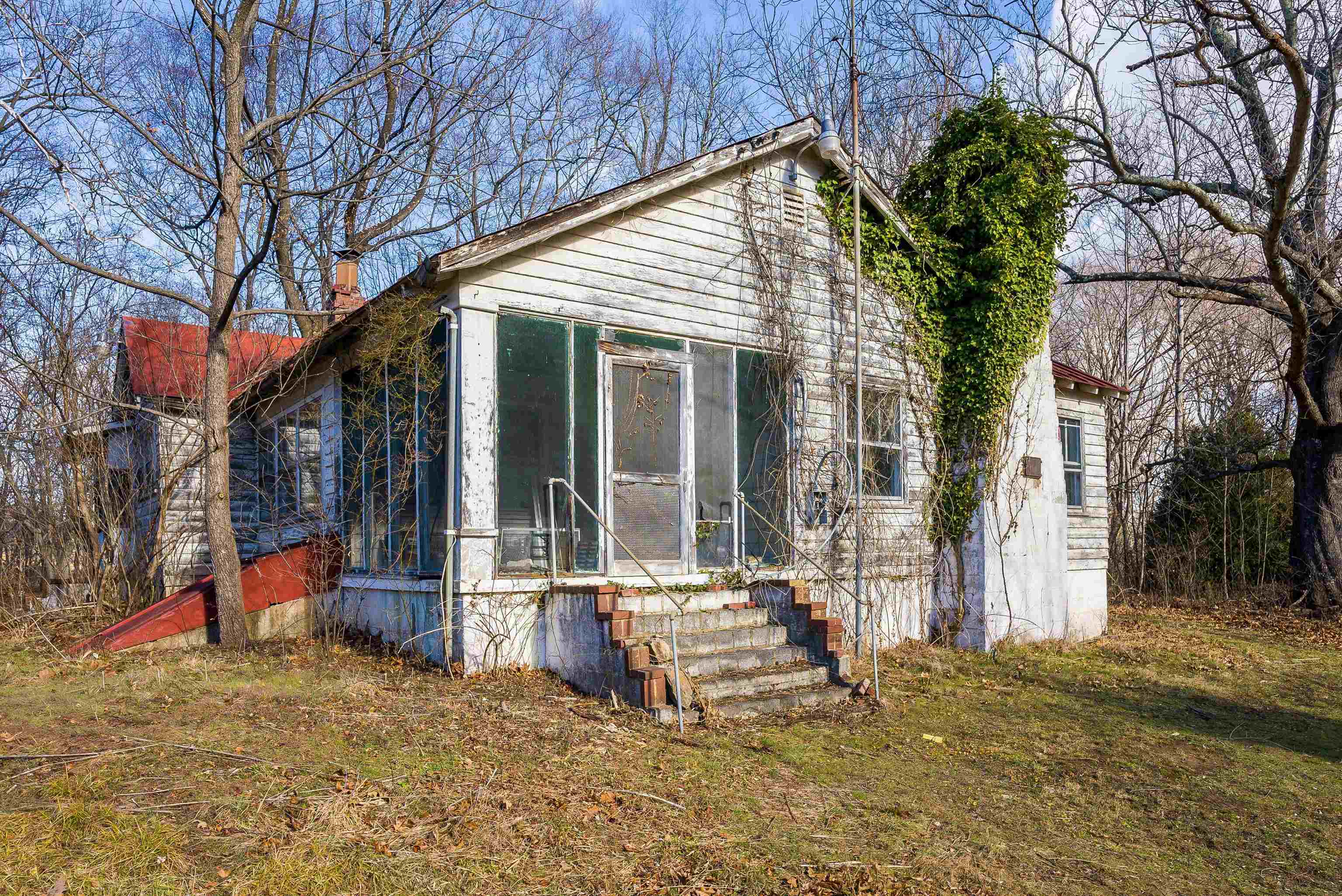 2219 HEWITT RD, SWOOPE, Virginia 24479, 3 Bedrooms Bedrooms, ,1 BathroomBathrooms,Residential,2219 HEWITT RD,659797 MLS # 659797