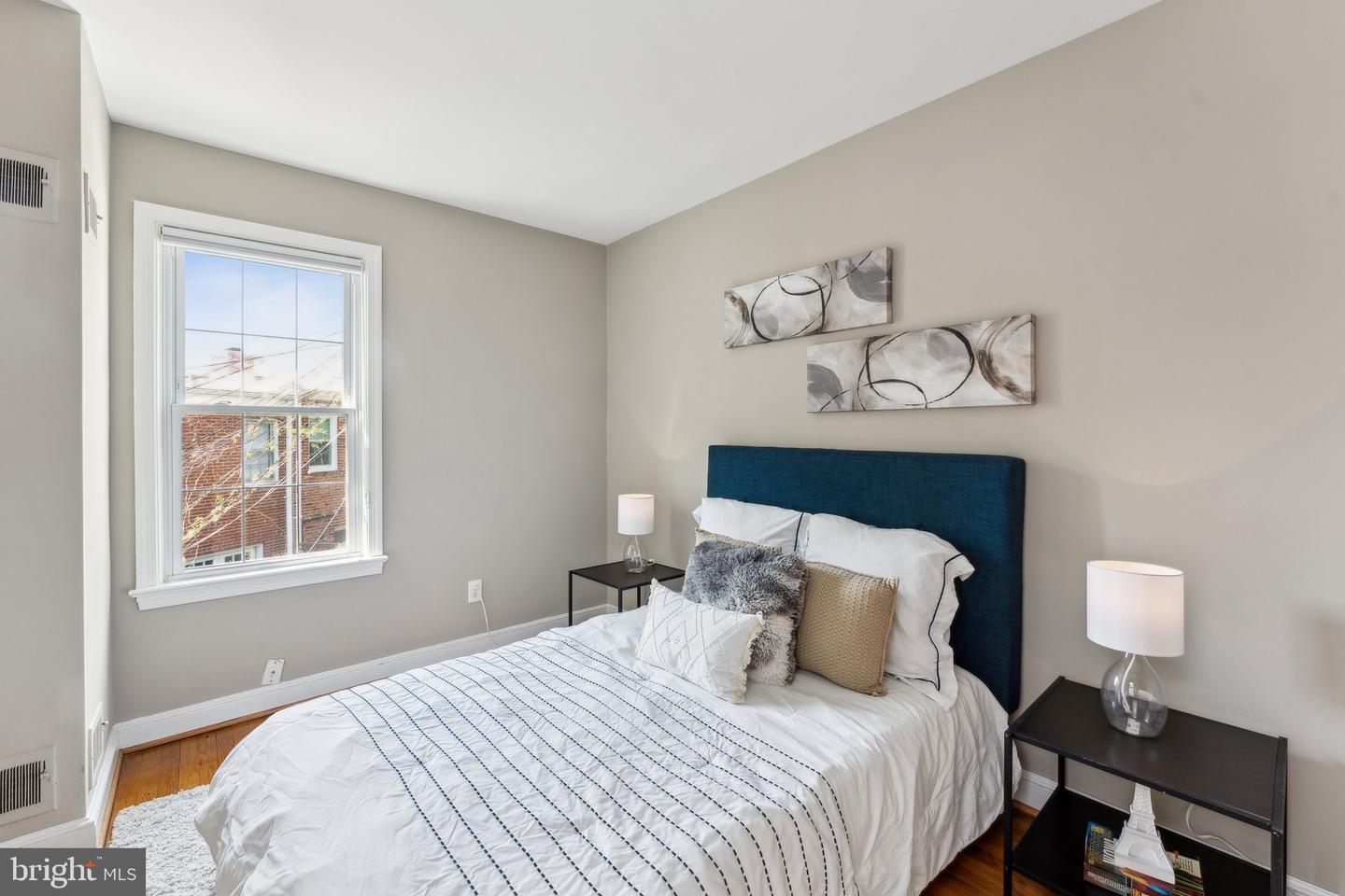 812 NEW HAMPSHIRE AVE NW, WASHINGTON, District Of Columbia 20037, 2 Bedrooms Bedrooms, ,1 BathroomBathrooms,Residential,For sale,812 NEW HAMPSHIRE AVE NW,DCDC2197080 MLS # DCDC2197080