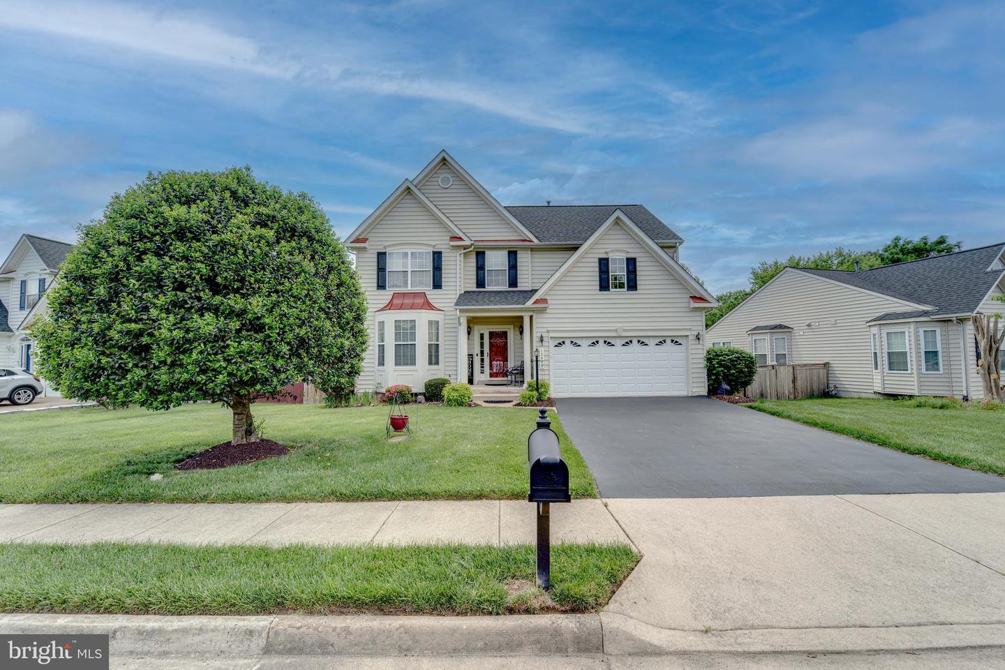 13032 TADMORE CT, WOODBRIDGE, Virginia 22193, 4 Bedrooms Bedrooms, ,3 BathroomsBathrooms,Residential,For sale,13032 TADMORE CT,VAPW2092838 MLS # VAPW2092838