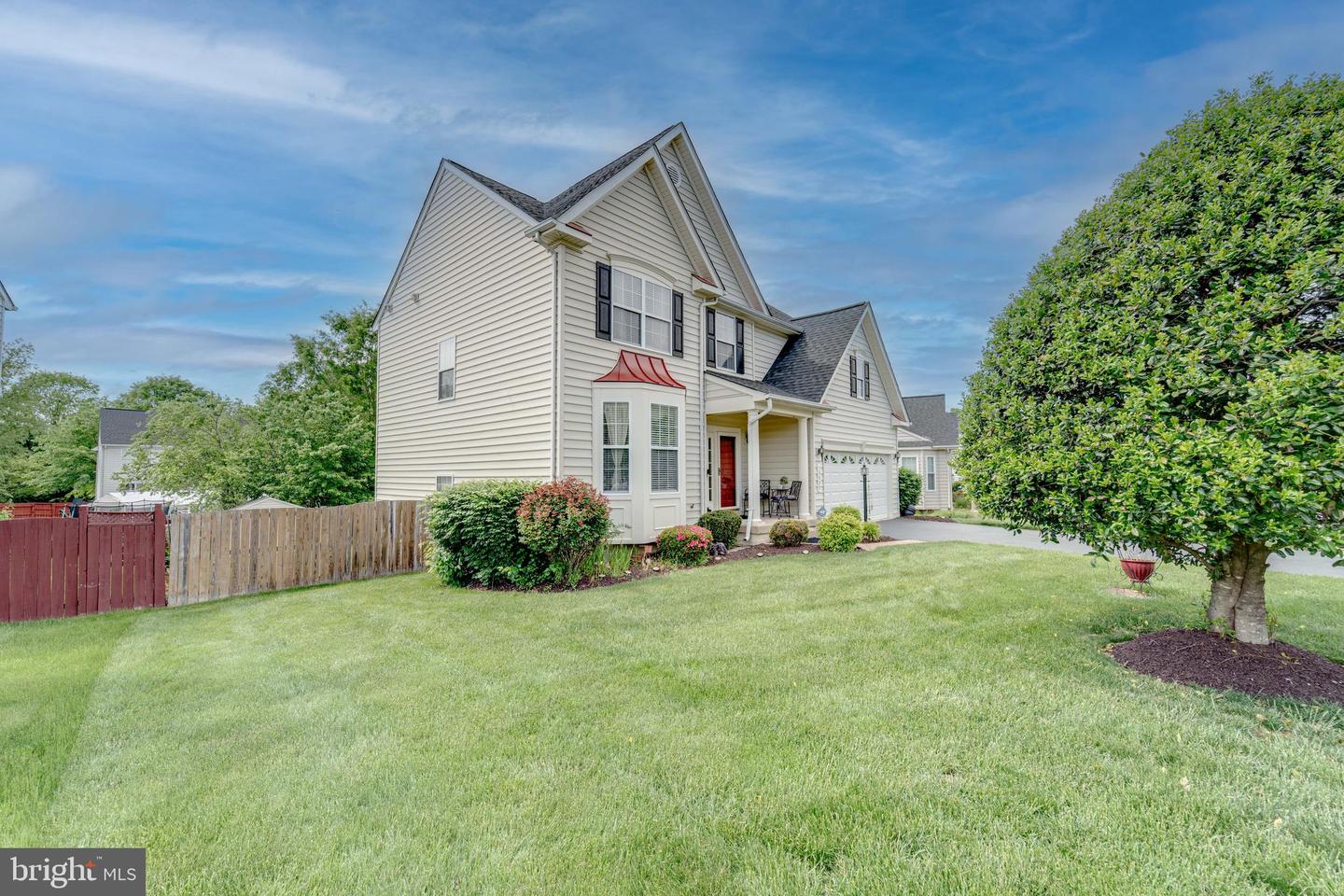 13032 TADMORE CT, WOODBRIDGE, Virginia 22193, 4 Bedrooms Bedrooms, ,3 BathroomsBathrooms,Residential,For sale,13032 TADMORE CT,VAPW2092838 MLS # VAPW2092838