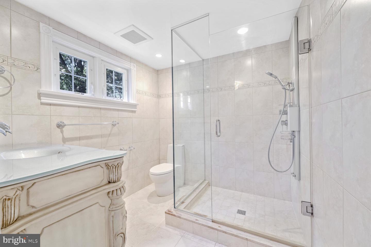 7800 ORCHID ST NW, WASHINGTON, District Of Columbia 20012, 5 Bedrooms Bedrooms, ,6 BathroomsBathrooms,Residential,For sale,7800 ORCHID ST NW,DCDC2197072 MLS # DCDC2197072