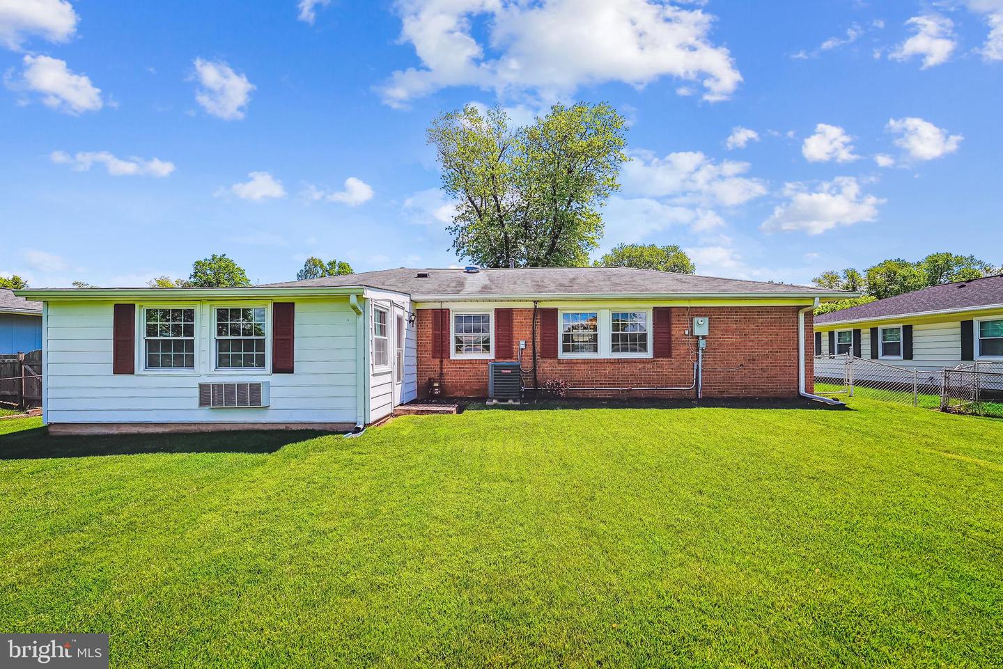 609 S DOGWOOD ST, STERLING, Virginia 20164, 3 Bedrooms Bedrooms, ,2 BathroomsBathrooms,Residential,For sale,609 S DOGWOOD ST,VALO2094674 MLS # VALO2094674