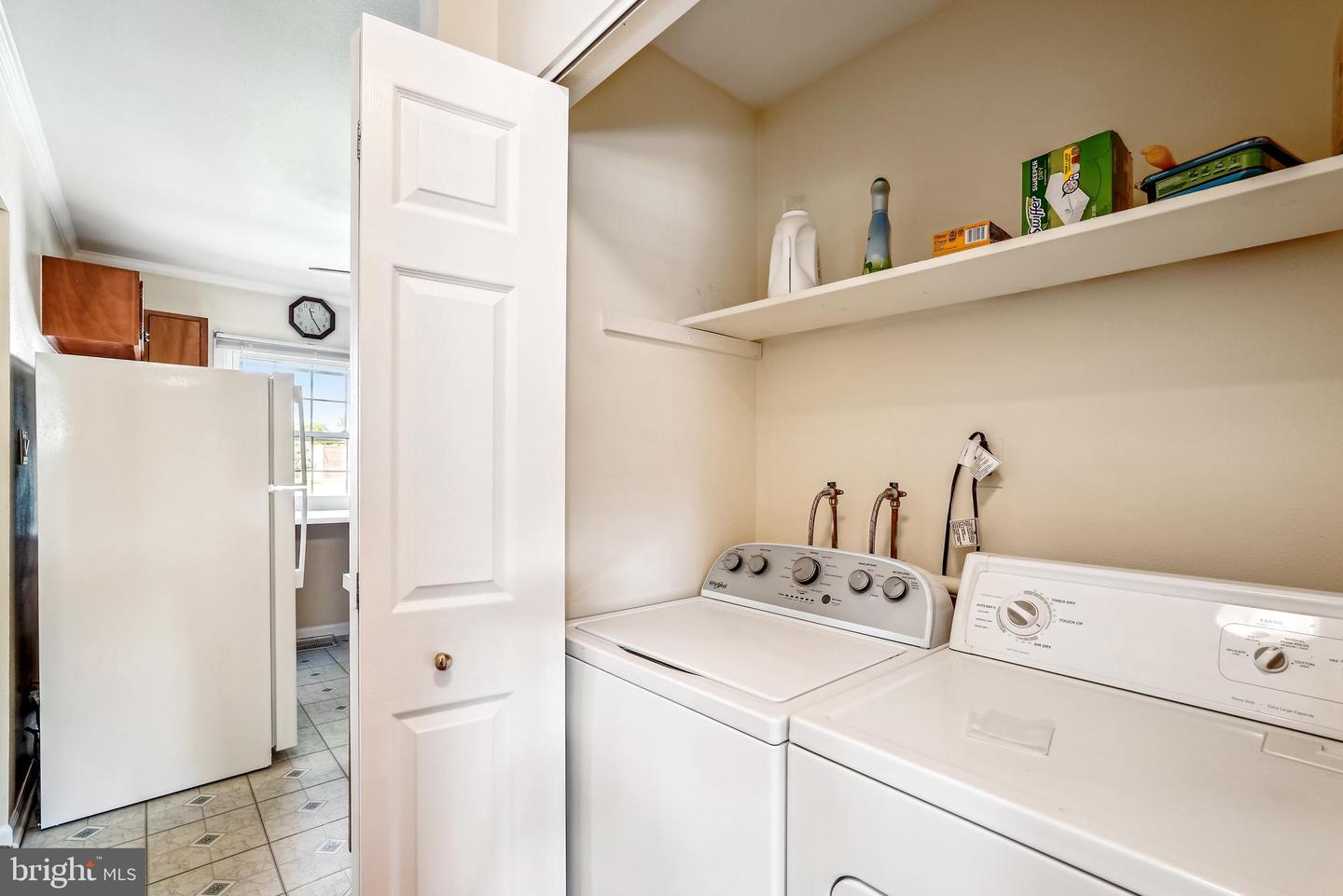609 S DOGWOOD ST, STERLING, Virginia 20164, 3 Bedrooms Bedrooms, ,2 BathroomsBathrooms,Residential,For sale,609 S DOGWOOD ST,VALO2094674 MLS # VALO2094674