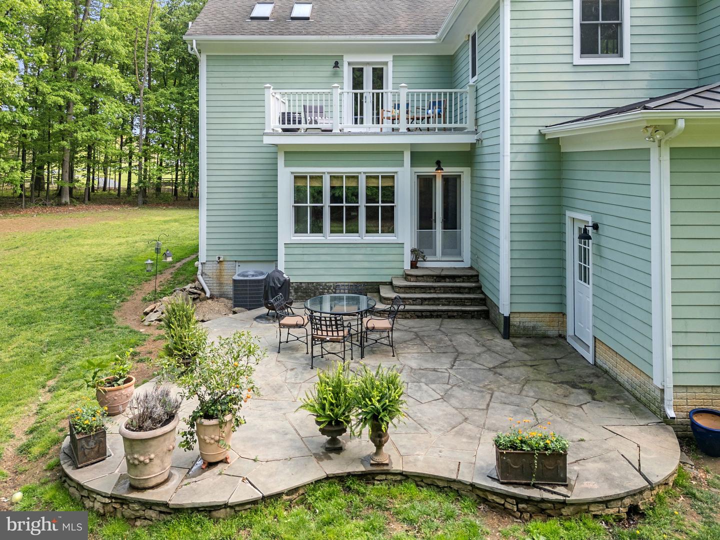 19935 FOGGY BOTTOM RD, BLUEMONT, Virginia 20135, 4 Bedrooms Bedrooms, ,3 BathroomsBathrooms,Residential,For sale,19935 FOGGY BOTTOM RD,VALO2094640 MLS # VALO2094640