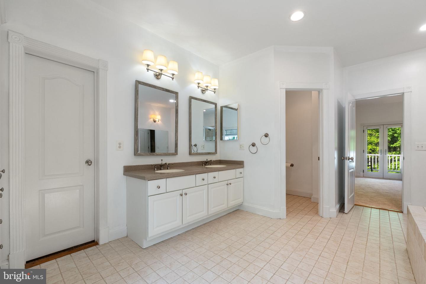 19935 FOGGY BOTTOM RD, BLUEMONT, Virginia 20135, 4 Bedrooms Bedrooms, ,3 BathroomsBathrooms,Residential,For sale,19935 FOGGY BOTTOM RD,VALO2094640 MLS # VALO2094640