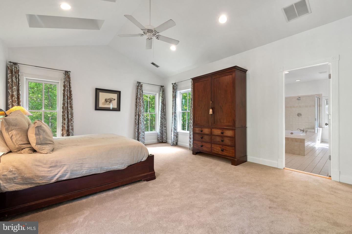 19935 FOGGY BOTTOM RD, BLUEMONT, Virginia 20135, 4 Bedrooms Bedrooms, ,3 BathroomsBathrooms,Residential,For sale,19935 FOGGY BOTTOM RD,VALO2094640 MLS # VALO2094640