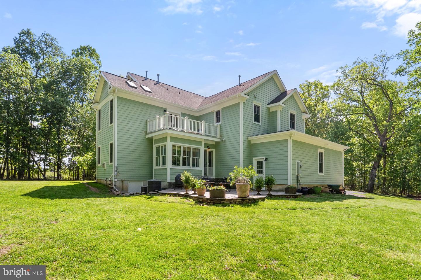 19935 FOGGY BOTTOM RD, BLUEMONT, Virginia 20135, 4 Bedrooms Bedrooms, ,3 BathroomsBathrooms,Residential,For sale,19935 FOGGY BOTTOM RD,VALO2094640 MLS # VALO2094640