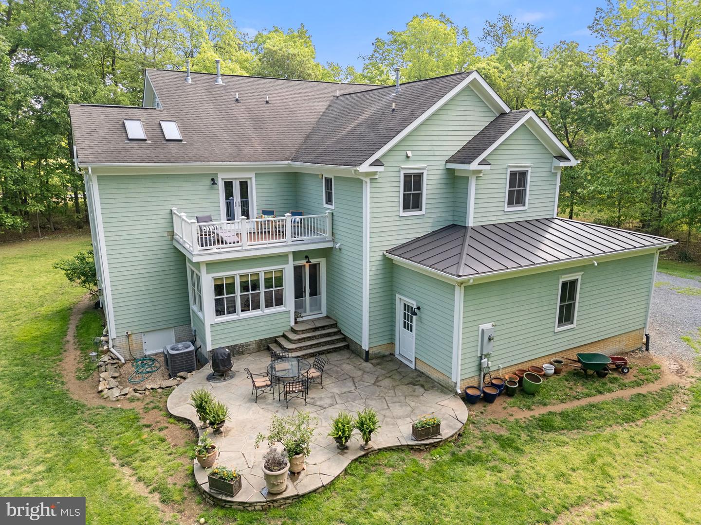19935 FOGGY BOTTOM RD, BLUEMONT, Virginia 20135, 4 Bedrooms Bedrooms, ,3 BathroomsBathrooms,Residential,For sale,19935 FOGGY BOTTOM RD,VALO2094640 MLS # VALO2094640
