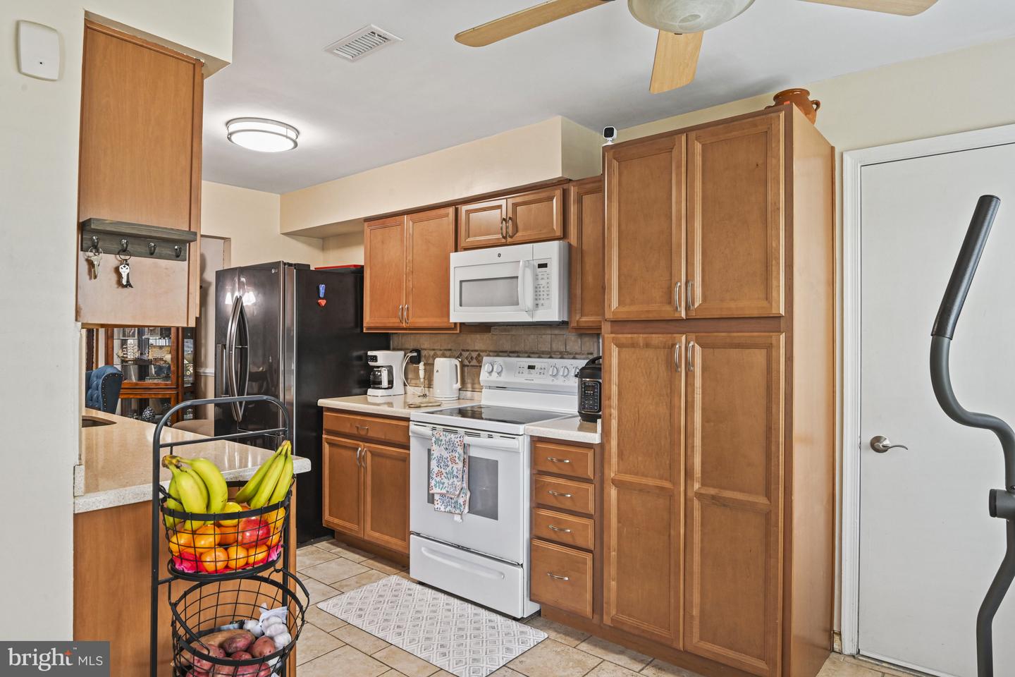 10519 STONINGTON LN, MANASSAS, Virginia 20109, 2 Bedrooms Bedrooms, ,2 BathroomsBathrooms,Residential,For sale,10519 STONINGTON LN,VAPW2092776 MLS # VAPW2092776