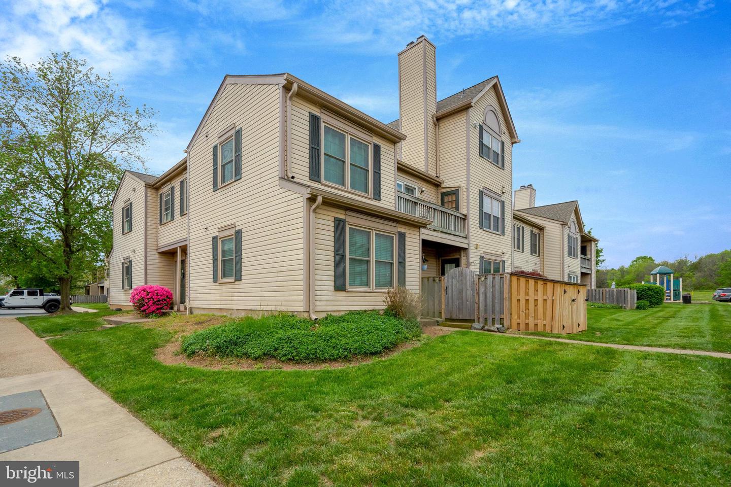10519 STONINGTON LN, MANASSAS, Virginia 20109, 2 Bedrooms Bedrooms, ,2 BathroomsBathrooms,Residential,For sale,10519 STONINGTON LN,VAPW2092776 MLS # VAPW2092776