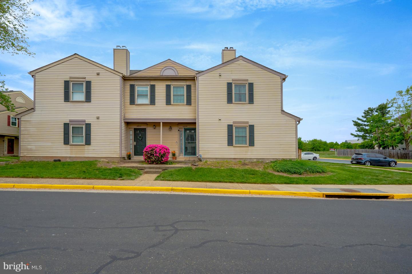 10519 STONINGTON LN, MANASSAS, Virginia 20109, 2 Bedrooms Bedrooms, ,2 BathroomsBathrooms,Residential,For sale,10519 STONINGTON LN,VAPW2092776 MLS # VAPW2092776