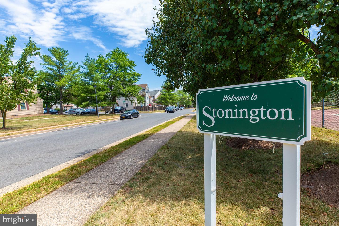 10519 STONINGTON LN, MANASSAS, Virginia 20109, 2 Bedrooms Bedrooms, ,2 BathroomsBathrooms,Residential,For sale,10519 STONINGTON LN,VAPW2092776 MLS # VAPW2092776