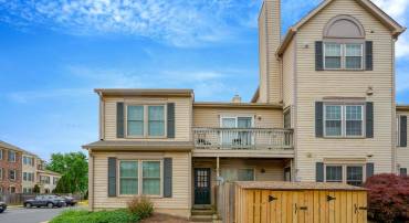 10519 STONINGTON LN, MANASSAS, Virginia 20109, 2 Bedrooms Bedrooms, ,2 BathroomsBathrooms,Residential,For sale,10519 STONINGTON LN,VAPW2092776 MLS # VAPW2092776